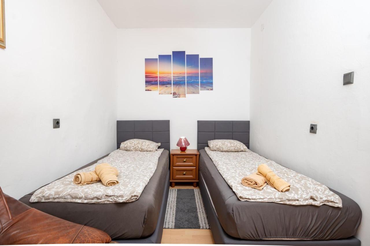 Apartments Ruza Dragove Dugi Otok Ngoại thất bức ảnh