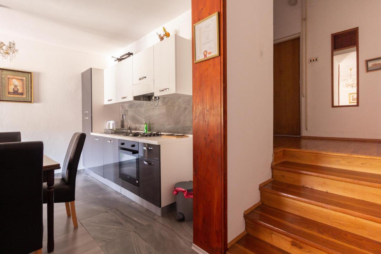 Apartments Ruza Dragove Dugi Otok Ngoại thất bức ảnh